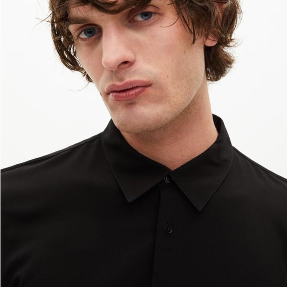 The Kooples Men’s Black Long Sleeve Cut Button-Up Shirt SZ M NWT - Picture 4 of 5